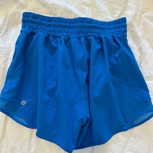 Lululemon hotty hot shorts 4 inch size 4